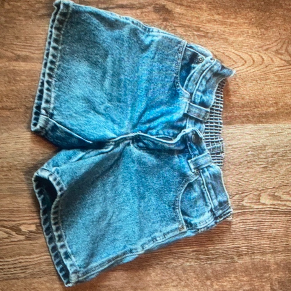 Boys Old Navy Jean Shorts size 5